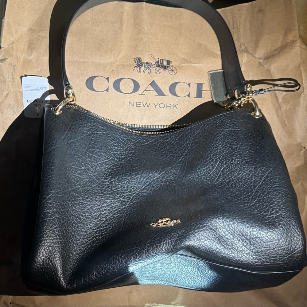 Vintage Coach Black Leather Shoulder Bag